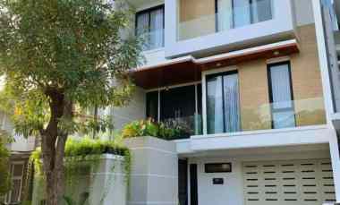 Dijual Rumah Modern Tropis Minimalis Pakuwon Indah Mansion