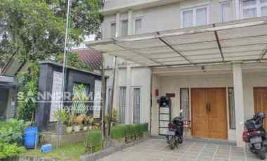 Rumah Terbaik FULL Furnished 3 Lantai, di Grand Depok City Sektor Angg