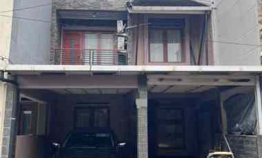 dijual rumah townhouse balleza antapani