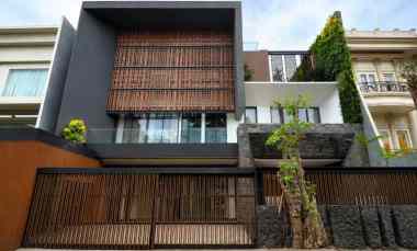 dijual rumah trimaran permai pik1