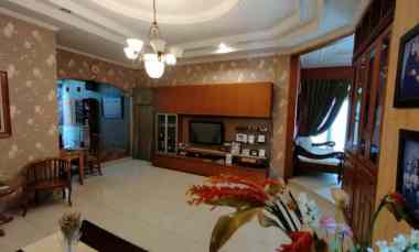 Rumah 2.5lantai Shm Sangat Terawat di Turangga Buahbatu Bandung