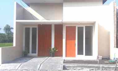 dijual rumah type 45 harga 200 jutaan di lumajang