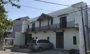 dijual rumah unesa ketintang