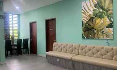 dijual rumah usaha bukit barisan surabaya