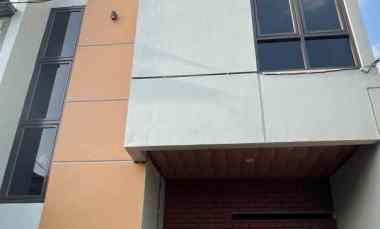 Dijual Rumah Baru Indent Akses Jalan Motor di Utan Kayu Matraman