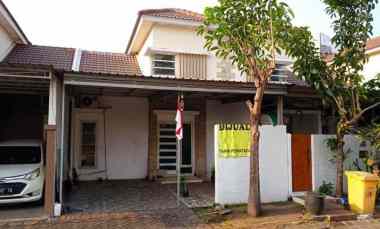 Rumah Dijual di Valencia Icon Puri Surya Jaya