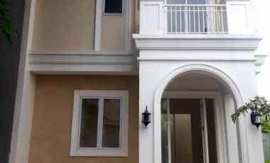 dijual rumah vanya park bsd