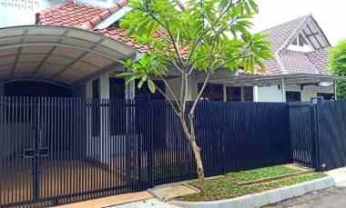 Rumah Dijual di Villa Delima, Karang Tengah Raya