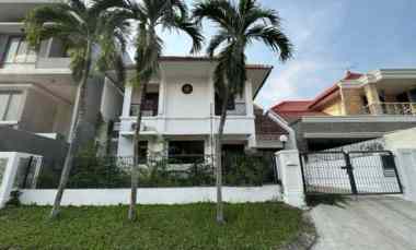 Murah Rumah 2 Lantai Villa Riviera, Pakuwon City Surabaya