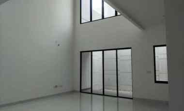 Rumah Dijual di Villa Pasir Putih 5 PIK2