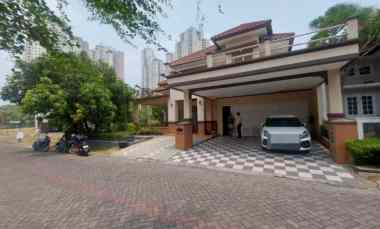 dijual rumah villa regency pakuwon indah