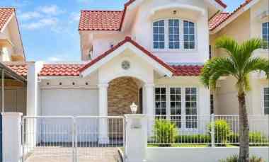 dijual rumah villa valencia pakuwon