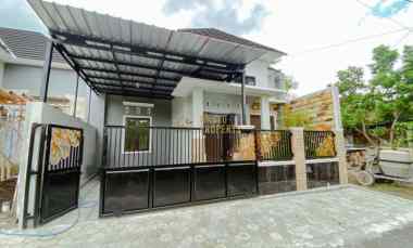 dijual rumah wedomartani