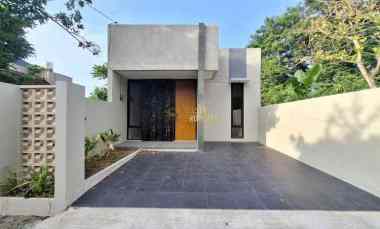 Rumah Siap Huni dekat Fasilitas Umum dan Kampus Favorit