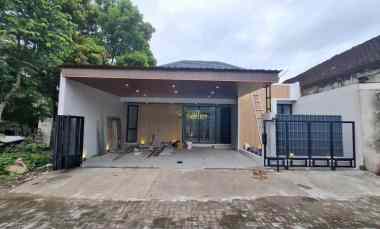 Rumah Baru Desain Kekinian dengan Lingkungan Tenang di Sleman