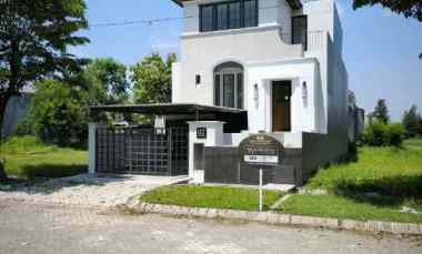 dijual rumah western park