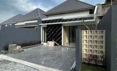 Rumah dalam Cluster dekat Pasar Jangkang di Jalan Kaliurang Ngemplak