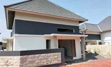 dijual rumah widodomartani