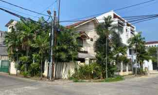 dijual rumah wijaya