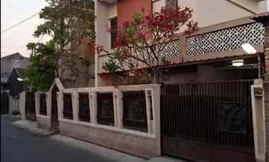 dijual rumah wirogunan