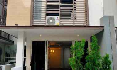 Rumah Wisata Bukit Mas, 3 Lantai, dengan Konsep Flying Garden