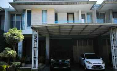 dijual rumah wisata bukit mas