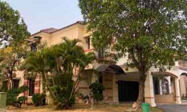Dijual Rumah WBM II Royal Palais Lakarsantri Surabaya 5KT HGB