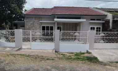 dijual rumah wisma penjaringan sari