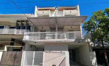 Rumah Baru Berkonsep Town House 3 Lt di Wisma Permai Row Jalan Lebar