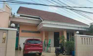 Jual Rumah Luas dan Nyaman di Wisma Ratu 5, Jatimakmur, Pondok Gede