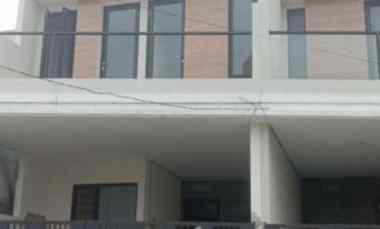 Rumah Minimalis 1M-an Area Wiyung Lokasi Premium Surabaya Barat