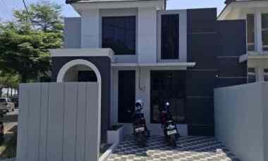Rumah American Classic Modern Lokasi Buring Wonokoyo Kota Malang