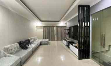 Buyer ONLY, Wonorejo, SEMI FURNISHED, New Modern 3 LT, STRG Siap Huni