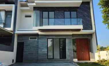 dijual rumah woodland citraland