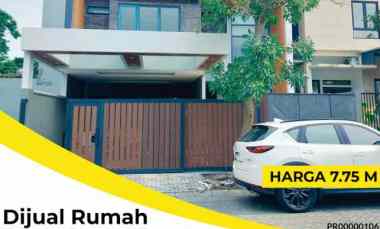 Dijual Rumah Woodland Citraland Surabaya 3 Lantai, Private Lift Sm