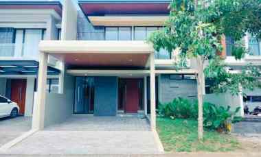 Rumah Dijual Woodland Citraland Surabaya Barat Minimalis Modern Mewah
