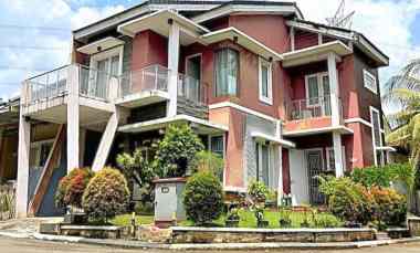 dijual rumah zona van gogh legenda