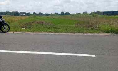 Tanah Area Wisata Air Janti 1800m2 Muka 12m Harga 1.2M Nego