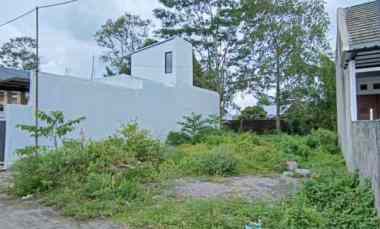 Tanah Dijual di besi jangkang