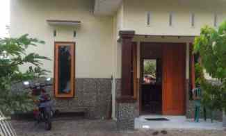 dijual tanah dan rumah siap huni