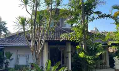 dijual tanah jl kubu manyar