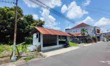 Dijual Tanah/ Kost/ Rumah di, dekat Kampus UPN, 3 menit jl. Seturan R