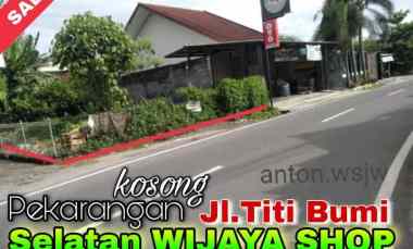 Tanah Jogja jl Titi Bumi Selatan Wijaya Shop jl Godean Lt 1312 m2