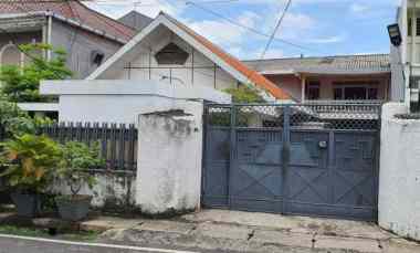 Rumah Hitung Tanah di Karet Kuningan, 450 meter ke Jalan Rasuna Said