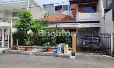 Ready Rumah Hitung Tanah Kertajaya Indah, Bangunan 1,5 Lt Semi Furnish