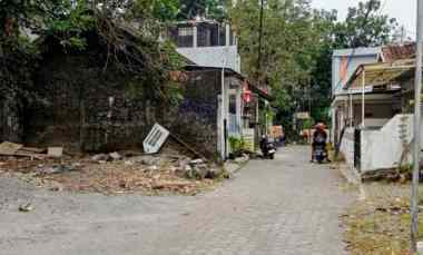 Tanah Pekarangan dekat Staion Maguwoharjo Masuk 20m dari Jalan Raya
