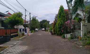 Tanah Medokan, Bentuk Kotak, Row Lebar 3 Mobil Loss, dekat Rungkut, Upn