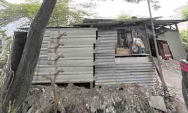 dijual tanah medokan sawah rungkut merr upn rev a402