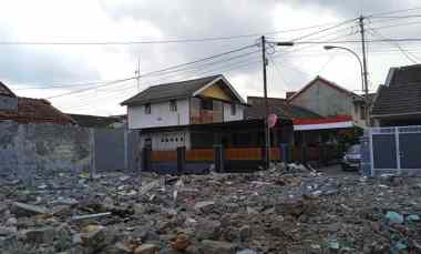 dijual tanah mladangan