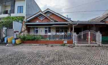 Murah Jual Rumah Hitung Tanah SHM di Nirwana Eksekutif, Surabaya